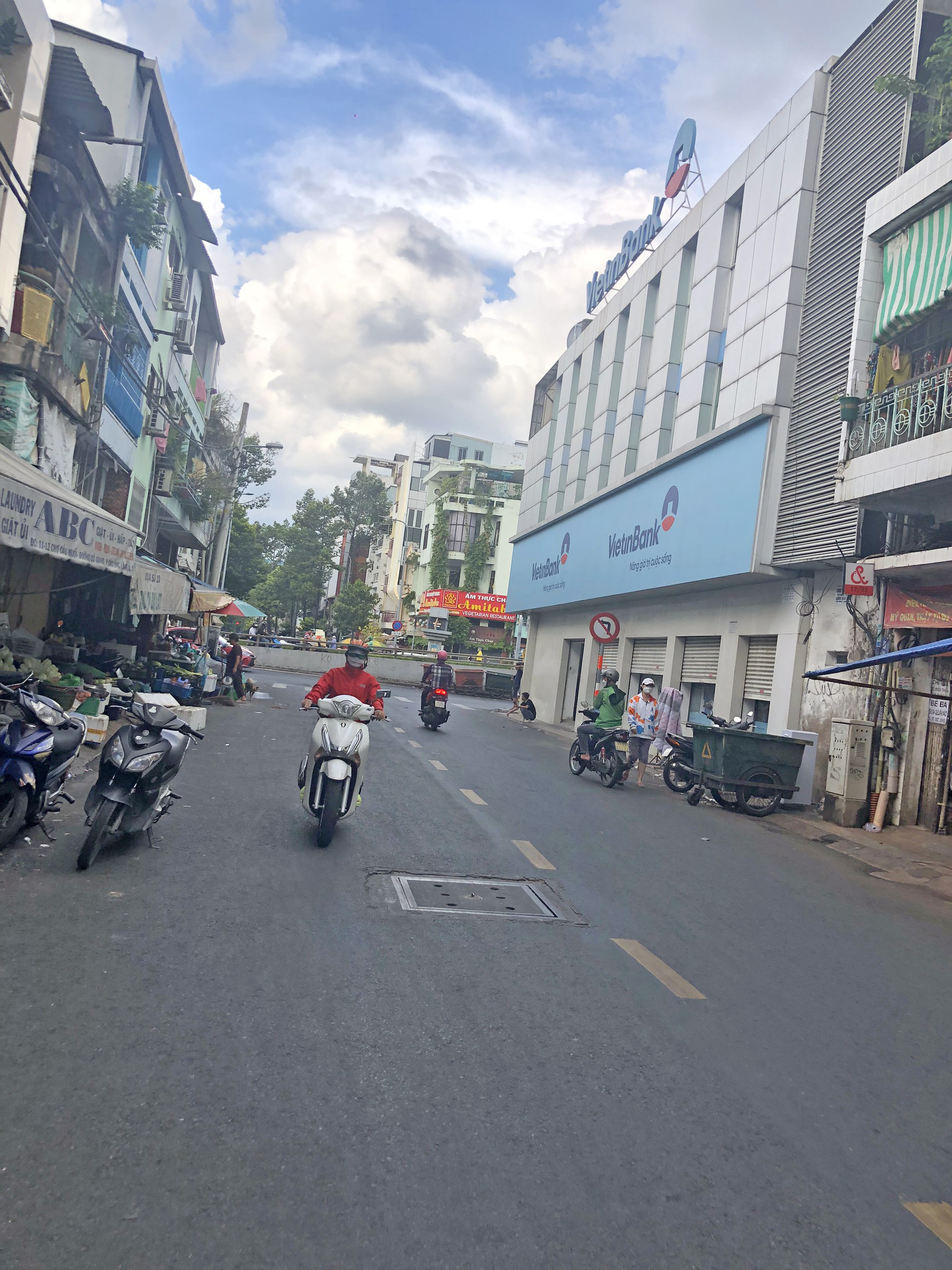 Cho thuê Mặt Bằng Đường Cô Giang,P.COL,Q1.
